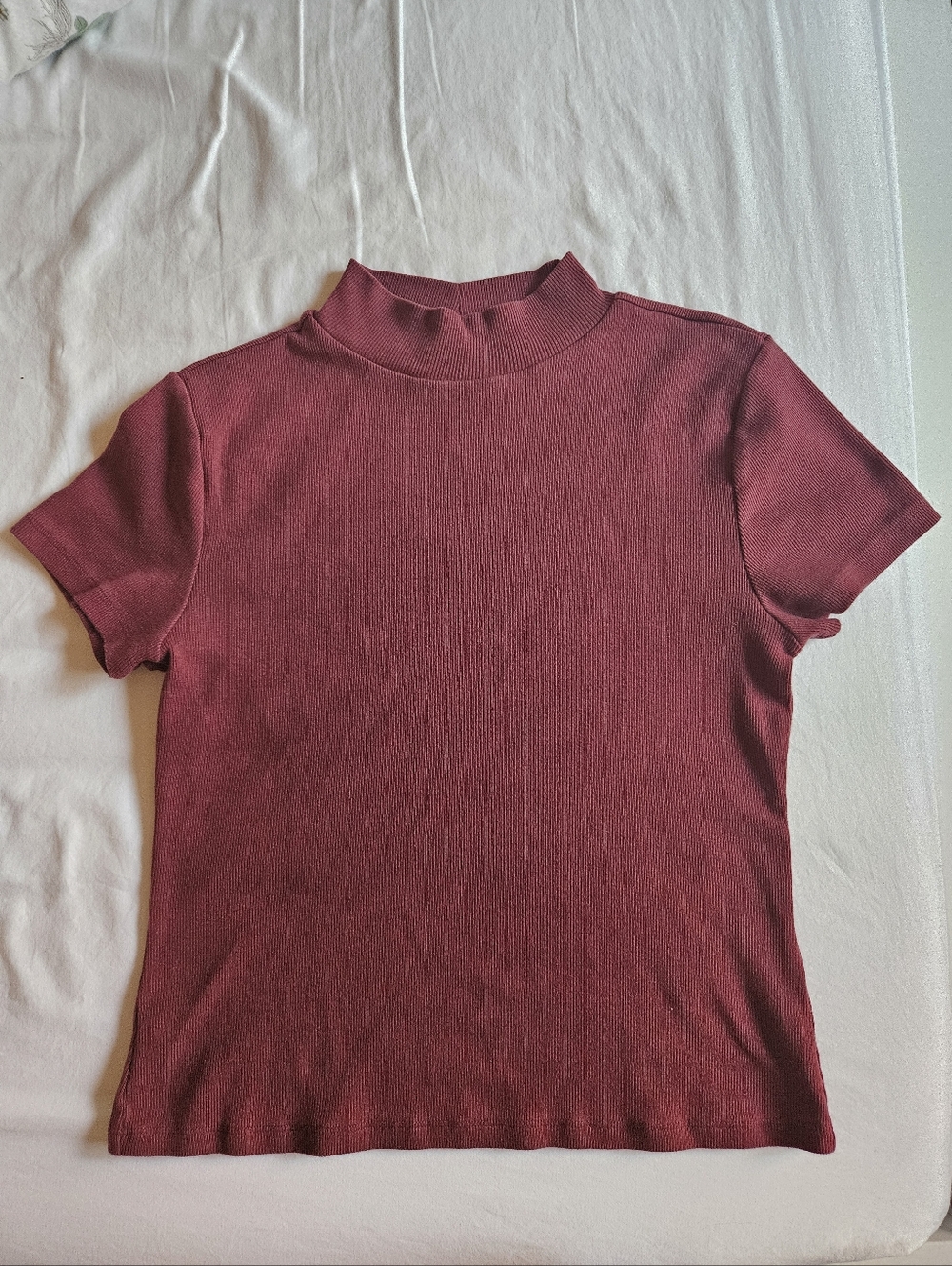 Anthropologie Mock Neck T-Shirt in Wine Red - Size Large